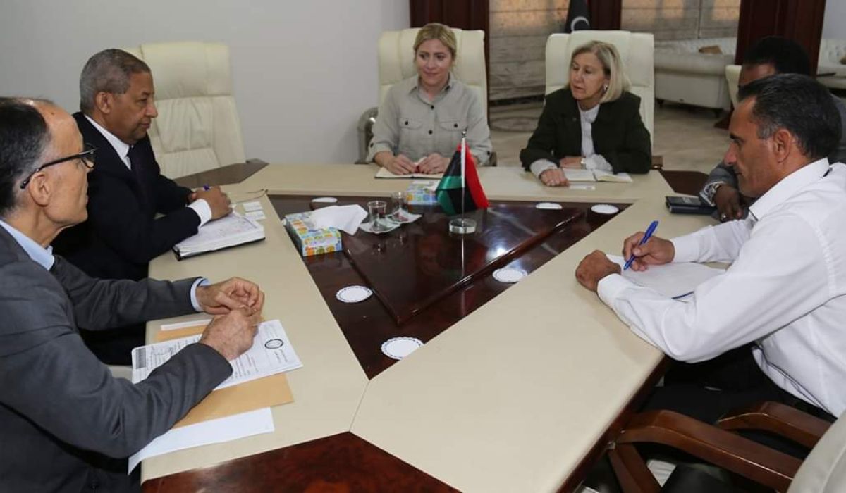 وزير الحكم المحلي يبحث مع المنظمة الدولية للهجرة استكمال المشاريع الصغرى في الجنوب