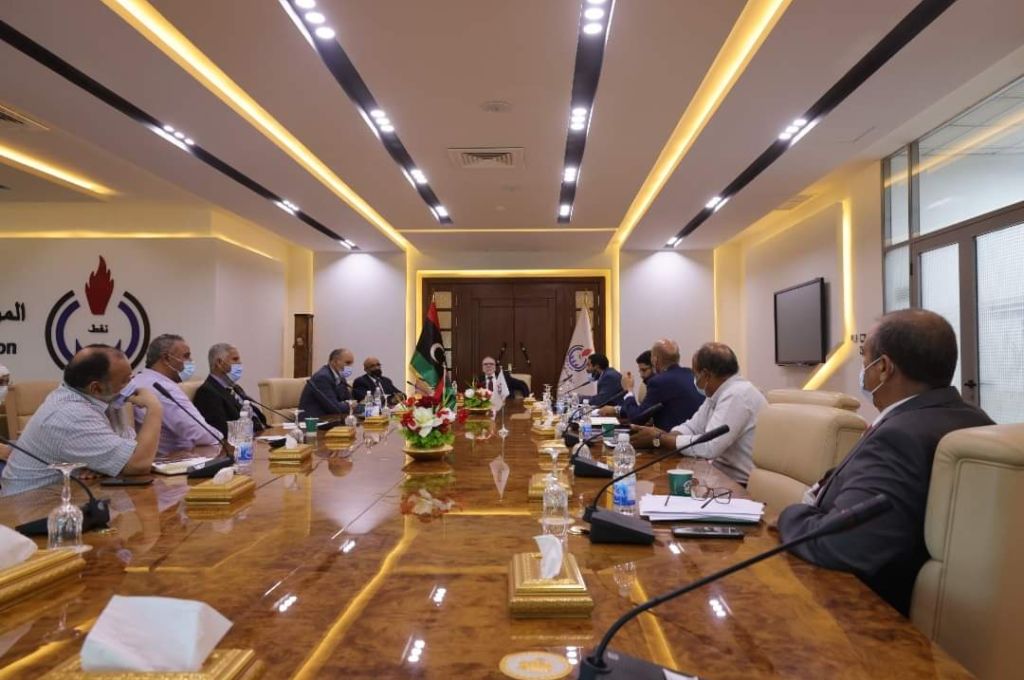 البريقة لتسويق النفط تفتتح مركز لبيع أسطوانات غاز الطهي بالسعر الرسمي ببنغازي