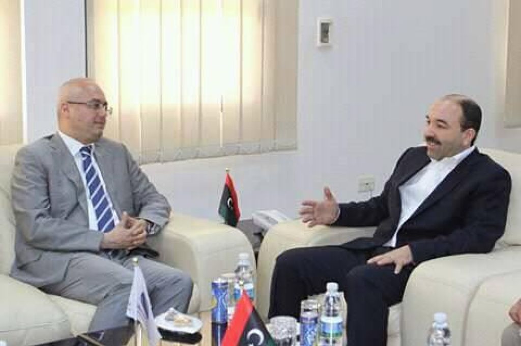 المجلس الرئاسي يصدر قرارا بشأن تحديد سعر الصرف لمرتبات العاملين بالخارج