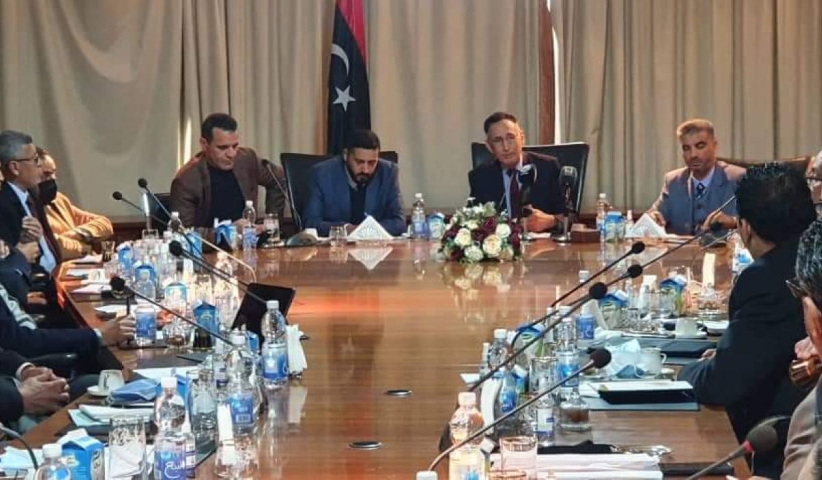 خلال مشاركتها باجتماع وزير الاقتصاد والتجارة.. الهيئة العامة لتشجيع الاستثمار تناقش الصعوبات التي تواجهها