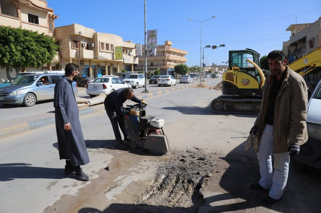 بلدية المرج توقع عقد لرصف القطعيات داخل البلدية