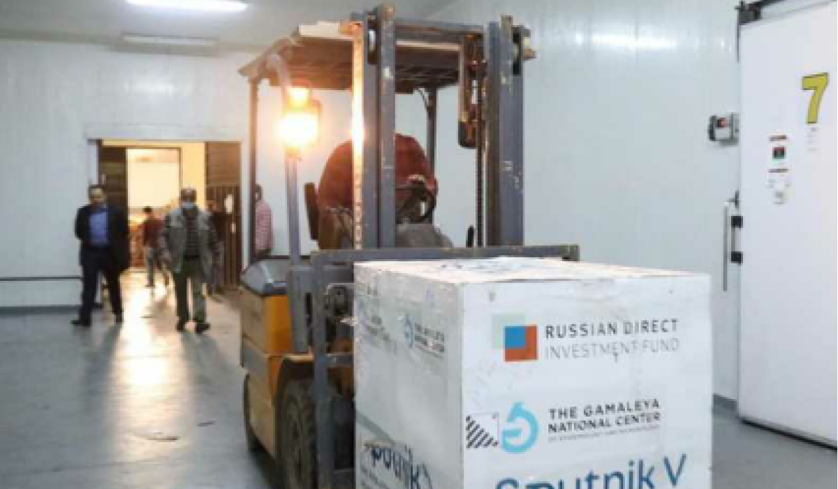 ليبيا تستقبل أول دفعة من لقاح "سبوتنيك"