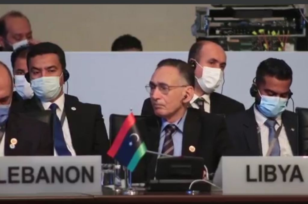 العمل والتأهيل تبحث ملف الباحثين عن العمل في بلدية عين زارة