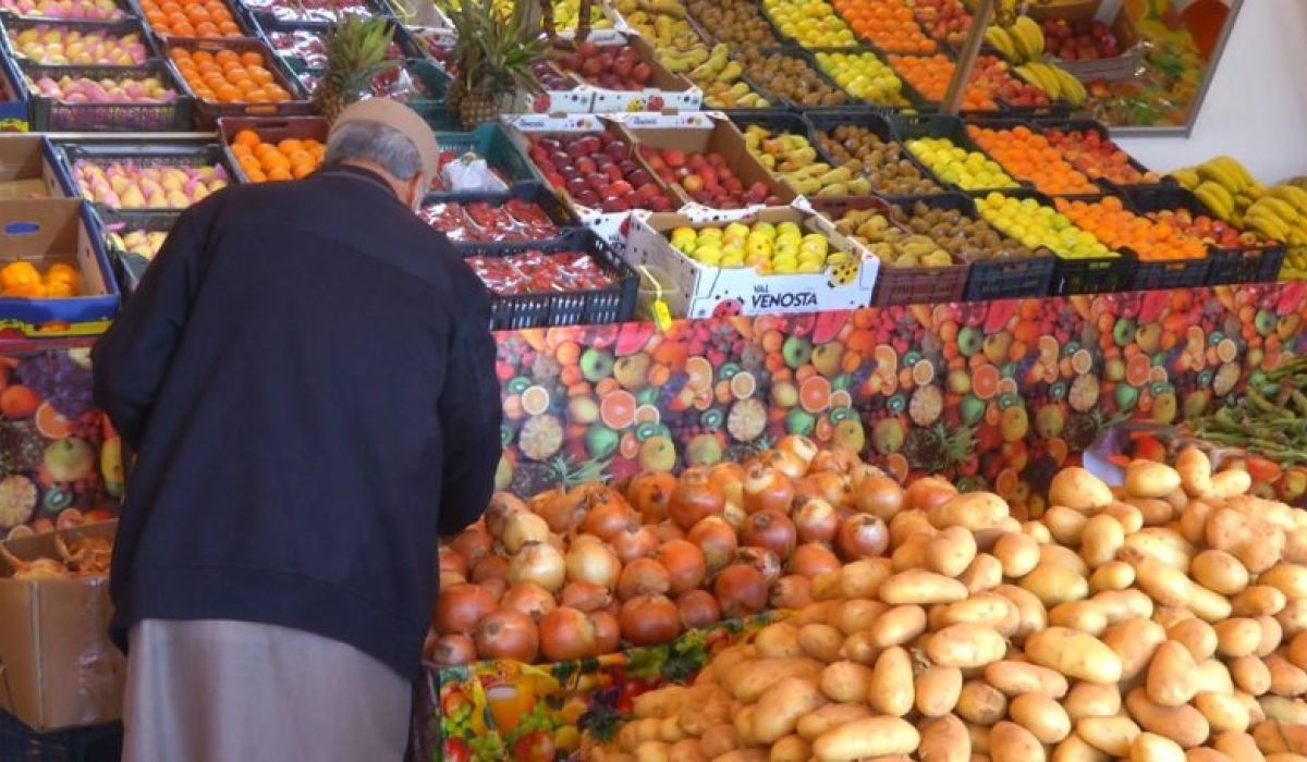 أسعار الخضروات تشهد إرتفاعاً اليوم بالسوق المحلي