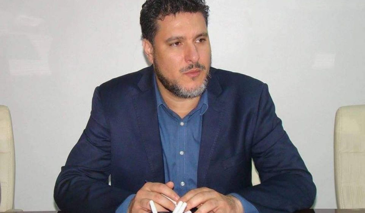 "الشيخ" يؤكد استمراره في منصبه وممارسة مهامه بشكل طبيعي