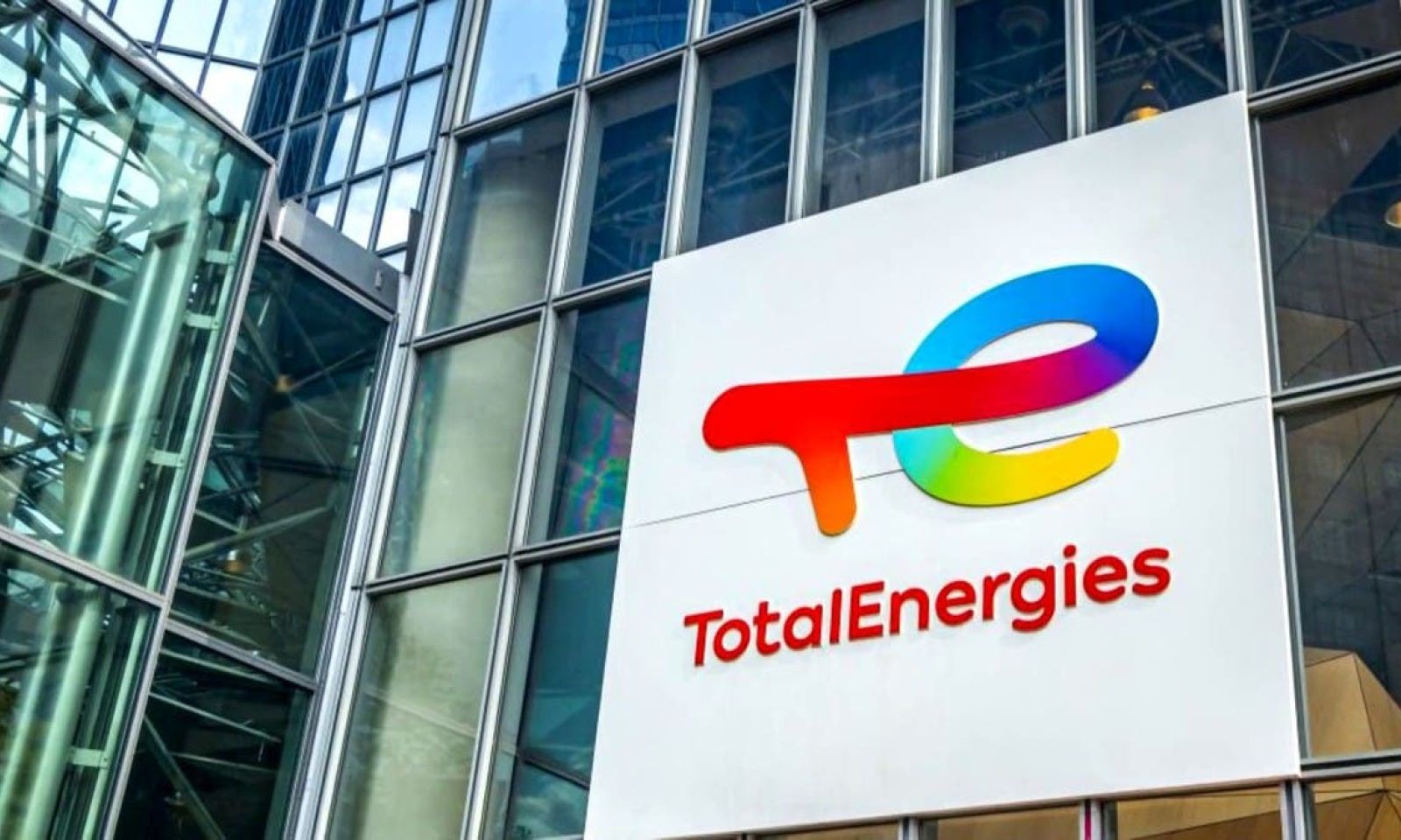 استثمارات نفطية تزيد قيمتها عن 20 مليار دولار بين ليبيا وشركات عالمية.. إنيرجي كابيتال باور يكشف التفاصيل