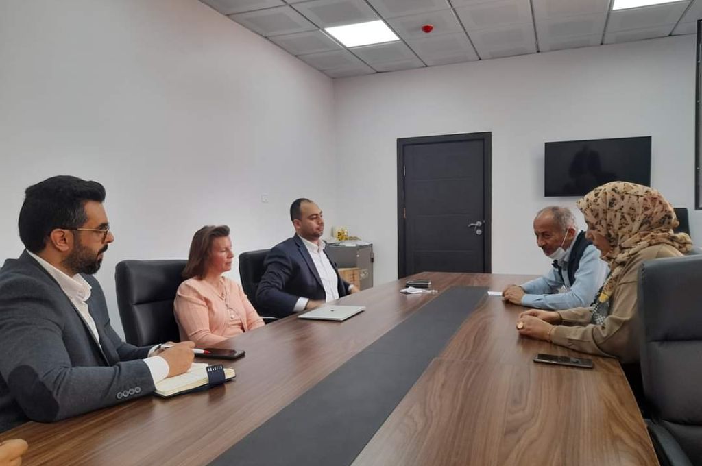 خاص.. مصدر مطلع يكشف لصدى تفاصيل النقاشات التي دارت بحضور "الكبير وصنع الله".. ومصير الإيرادات النفطية
