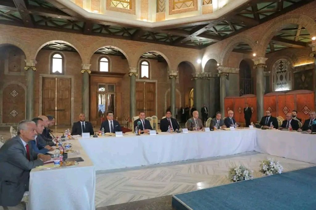 " الوطنية لنفط " تتابع أعمال إدارة الصحة والسلامة والبيئة بالشركات النفطية