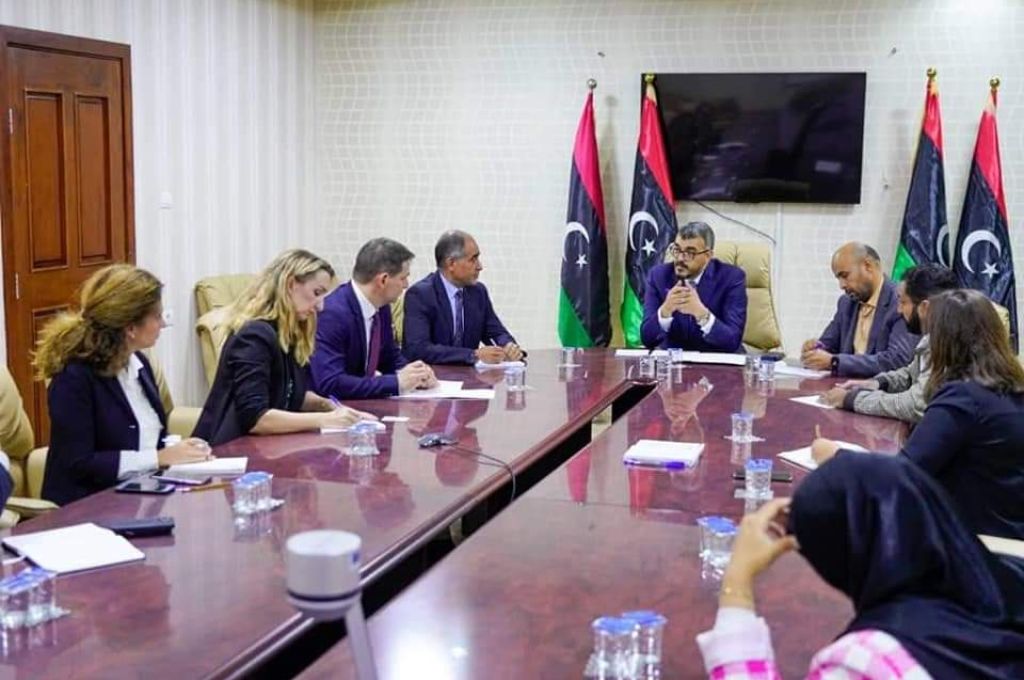 خاص.. من ضمنها الصحة.. المالية تفصح لصدى عن الجهات التي تم تنفذ جدول المرتبات بحقها