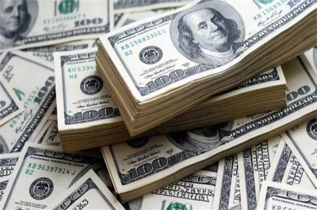 شركة الجوف النفطية تستلم طلبية مواد كيماوية بمخازنها