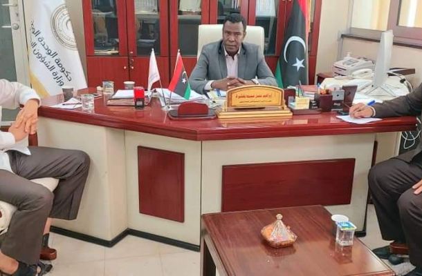 "الشهوبي" يبحث إحتياجات بلديات الجبل الأخضر