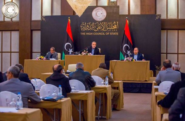 اجتماع في شركة الخليج العربي لمناقشة الخطة التدريبية لعام 2018