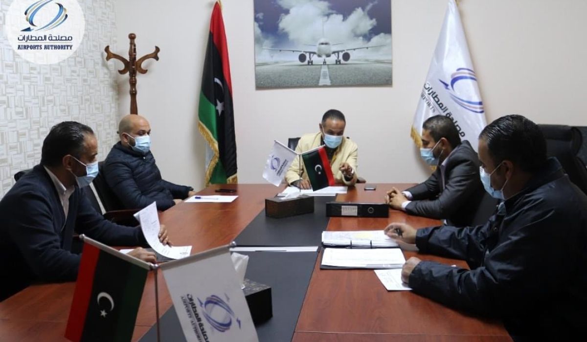 لجنة منح أذونات التشغيل بمصلحة المطارات تجتمع لمناقشة طلبات الشركات المقدّمة لها