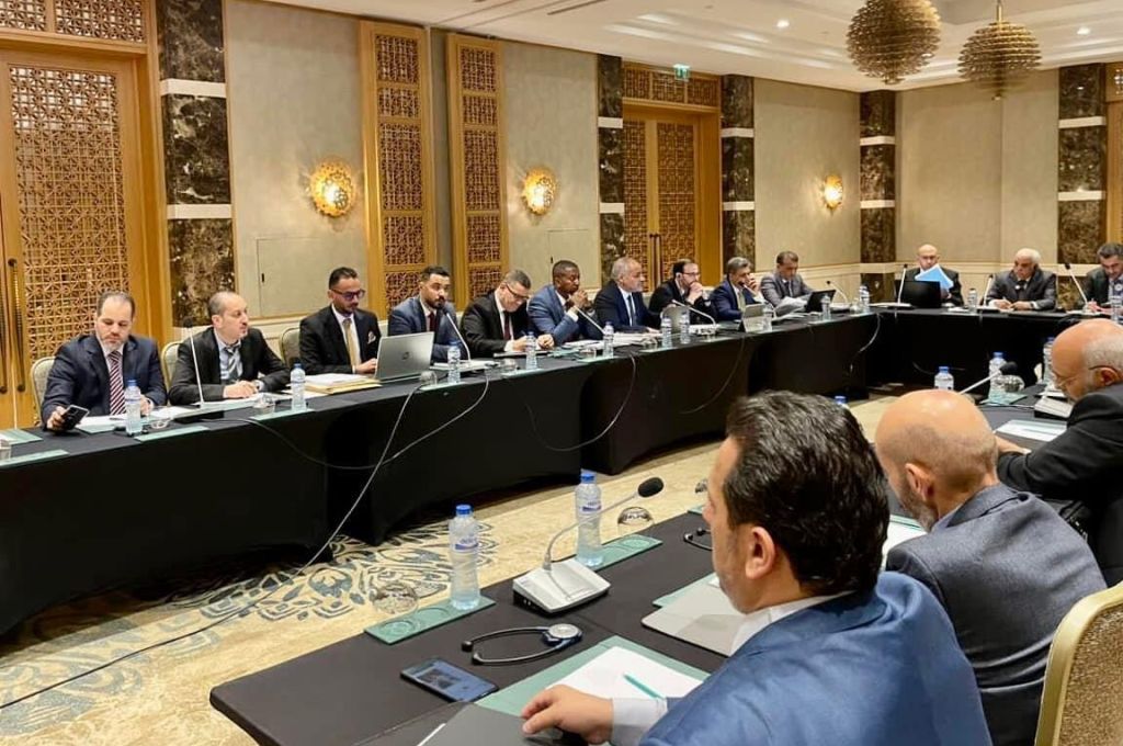فريق عمل من وزارة المالية يختتم فعاليات ورشة عمل ينظمها البنك الدولي في تونس