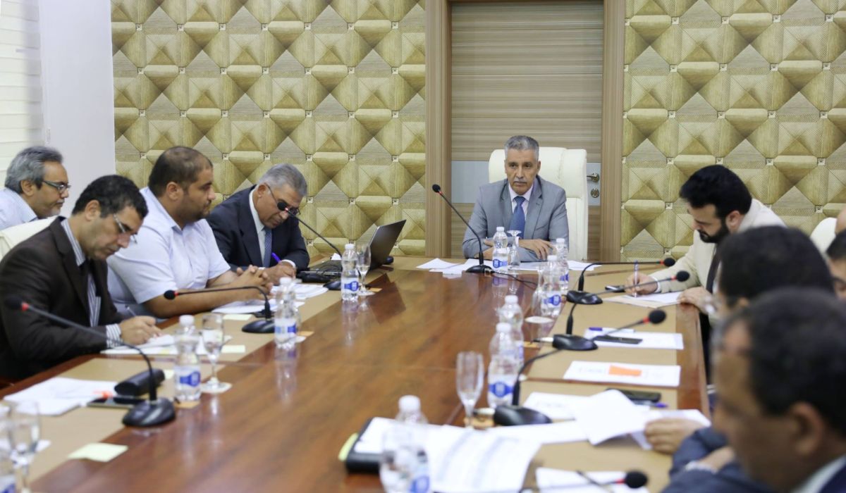 أمين عام مجلس الوزراء يؤكد على ضرورة تكاتف الجهود لتقديم أفضل الخدمات المصرفية للمواطنين، أسوة بدول العالم الاخر