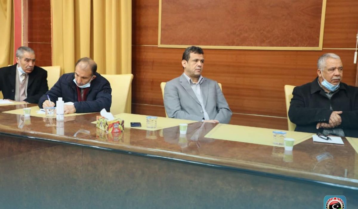 تغطية احتياجات الدولة الليبية من الأدوية التخصصية محور اجتماع "أبوجناح" مع اللجنة العليا ولجنة الممارسة للعطاء العام