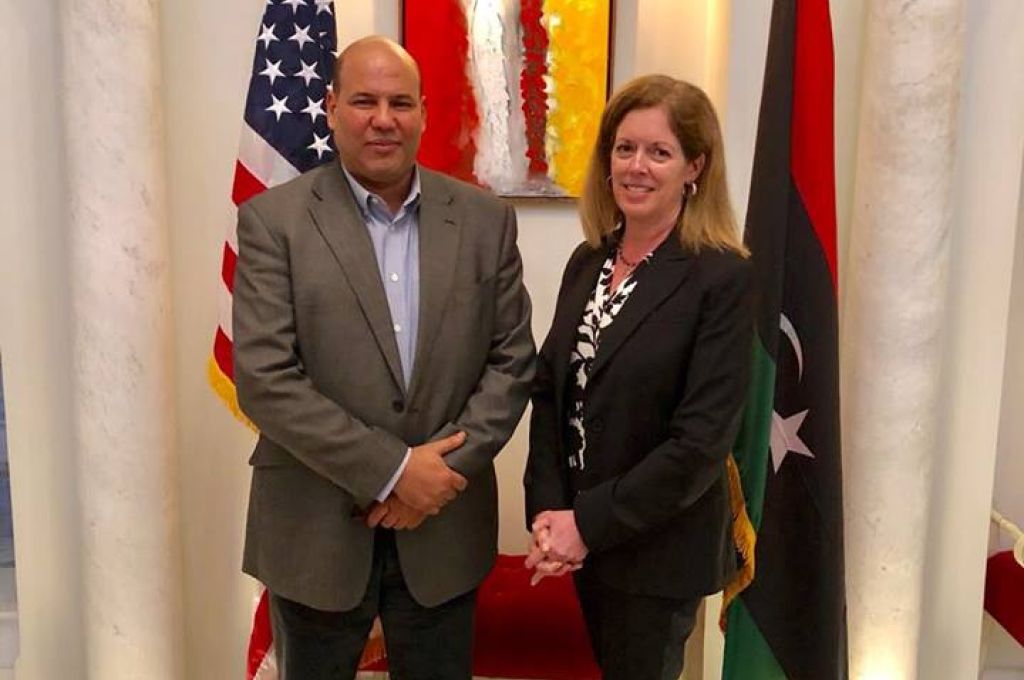 كاجمان يبحث مع القائم بالأعمال البريطاني المشاريع الصغرى والمتوسطة وتمكين الشباب بالجنوب