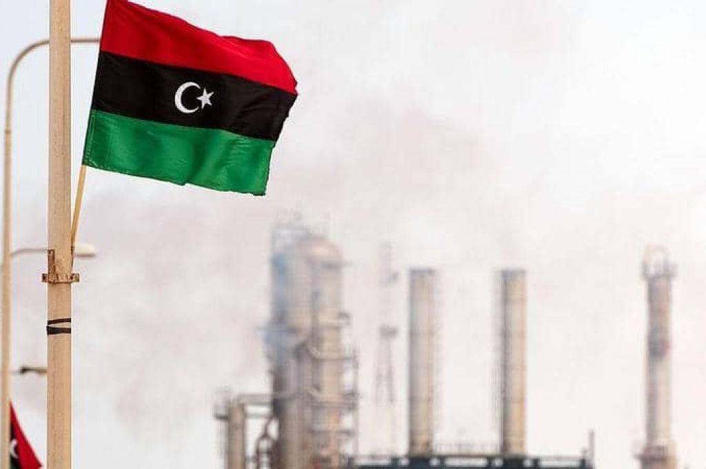 غرفة التجارة والصناعة سبها تبحث إعادة فتح الحدود مع الجزائر لتوريد السلع الغذائية