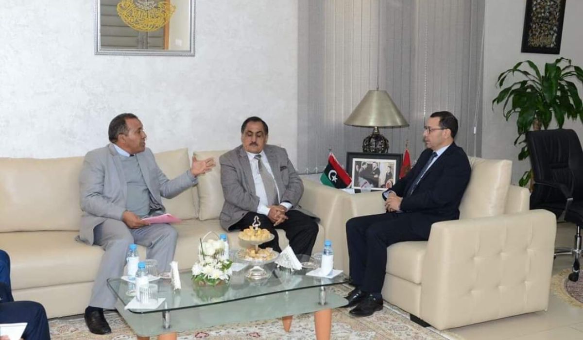 تسهيل إجراءات الدراسة في المغرب محور اجتماع  السفير وكاتب الدولة المغربية