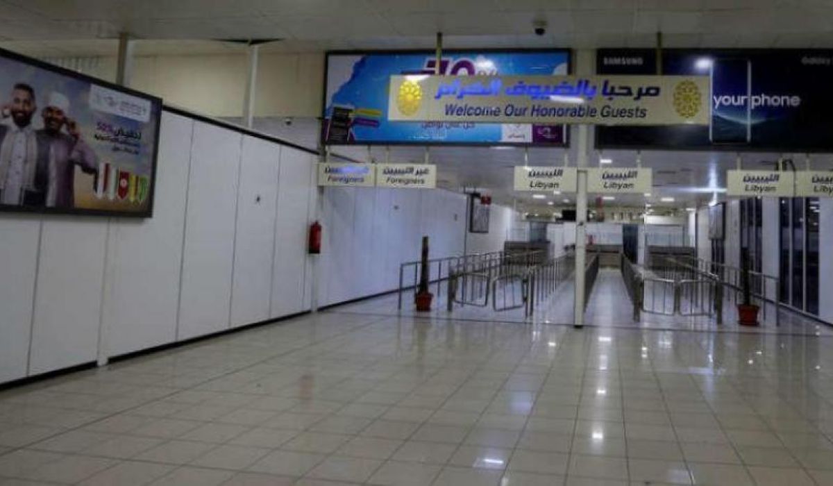 استمرار إيقاف حركة الطيران بمطار معيتيقة