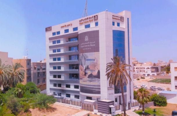 خاص.. مصرف الأمان يرد على أخبار تسببه في ارتفاع الدولار.. ويفصح عن عملية شراء الدولار عبر نقاط بيعه