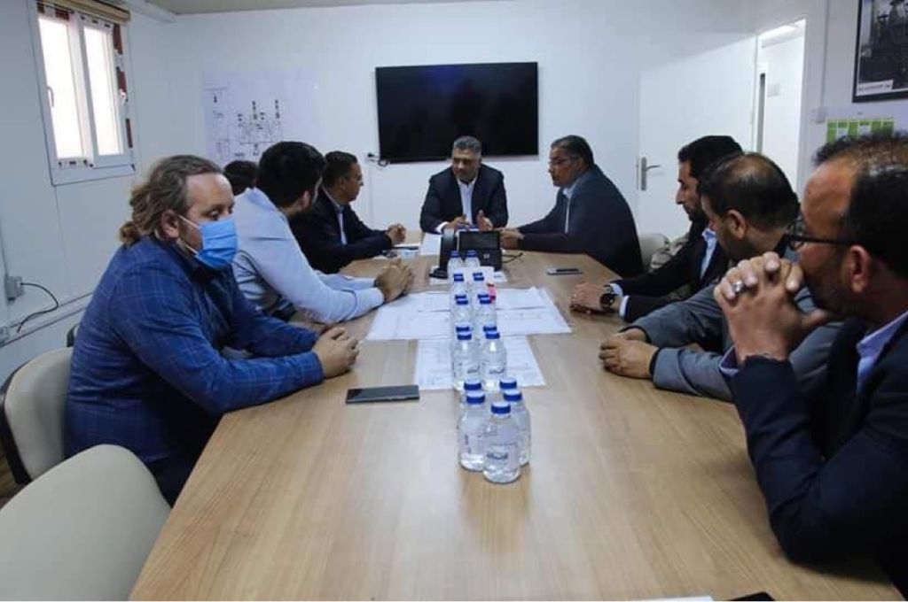 الدولار يسجل ال5 بالسوق الموازي