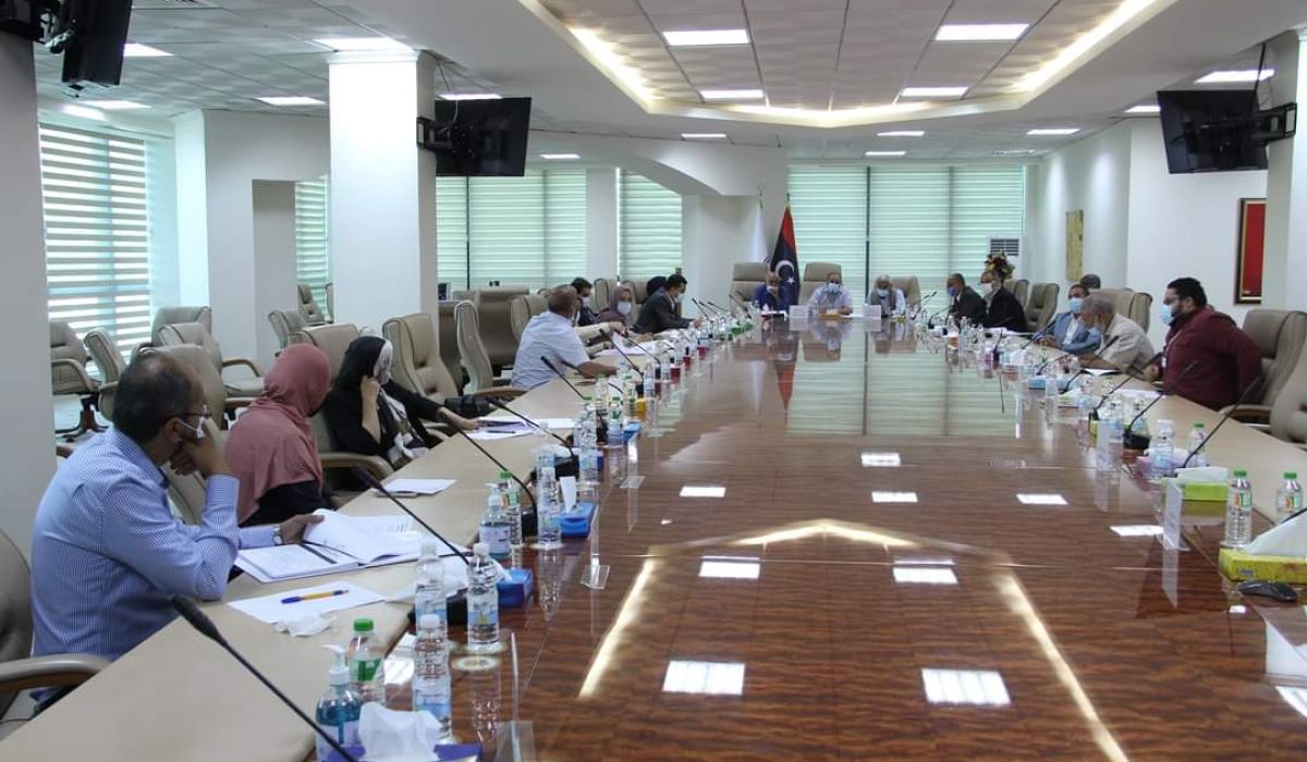 الاجتماع الفني بين مؤسسة النفط وشركة الزاوية يبحث الأوضاع المالية وإعادة الإنتاج