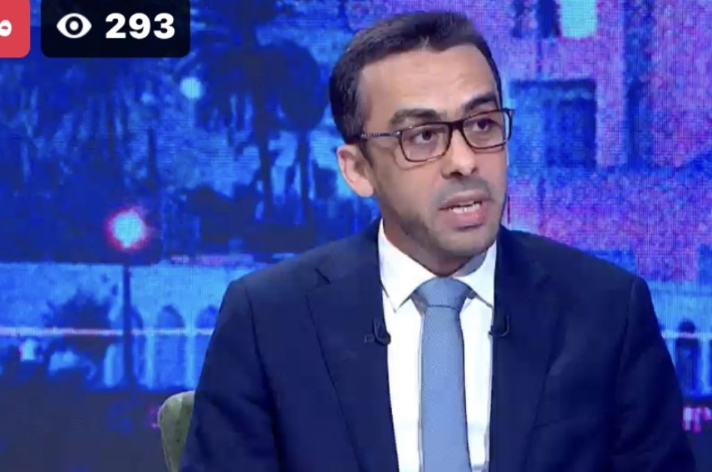 الدولار يسجل ال5 بالسوق الموازي