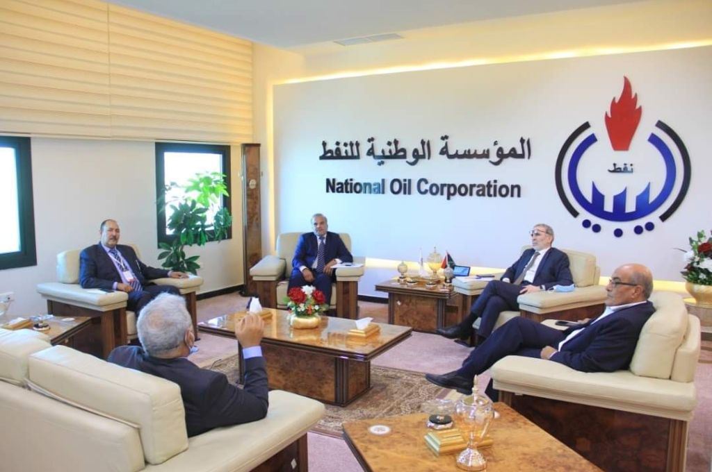 وزير العمل ووزير المالية و"شكشك" يشاركون أعضاء مجلس النواب بطرابلس آلية الإفراج عن مرتبات العاملين بالجهات العامة
