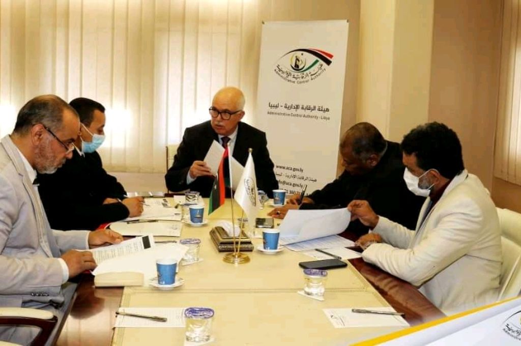 الاتحاد العام لعمال النفط والغاز يستنكر عدم إدراج قطاعهم ضمن الزيادات التي أقرها الدبيبة