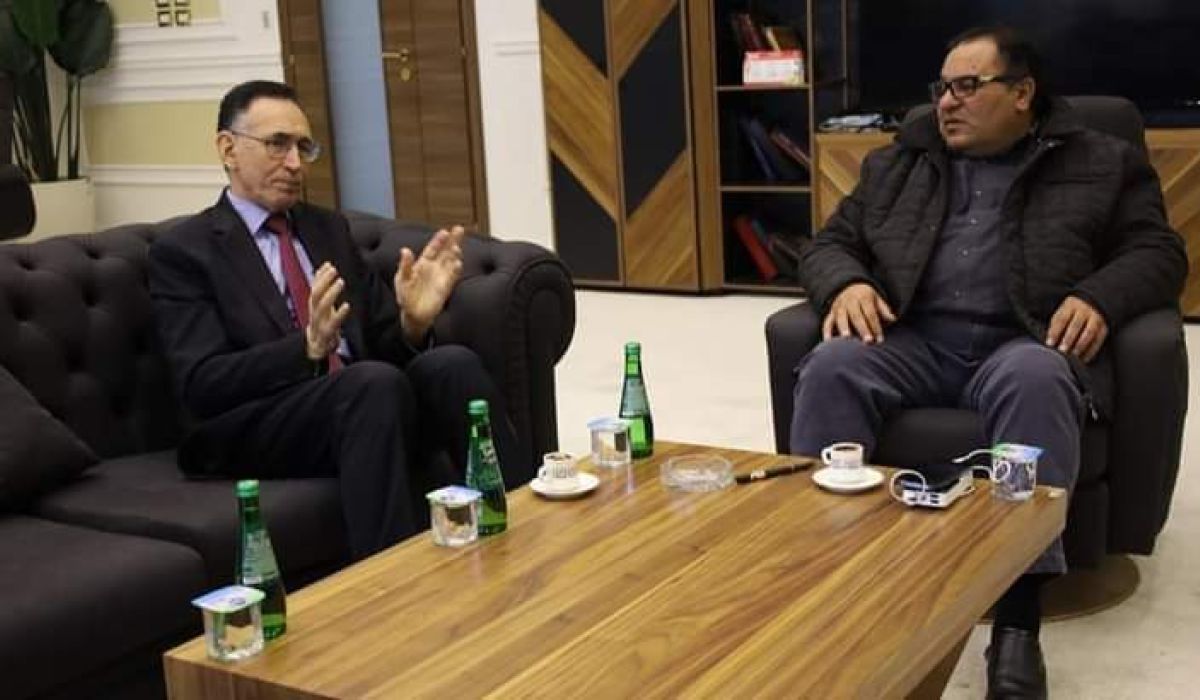 "القيب" يبحث مع الحويج إيفاد عدد من العاملين بديوان وزارة الاقتصاد