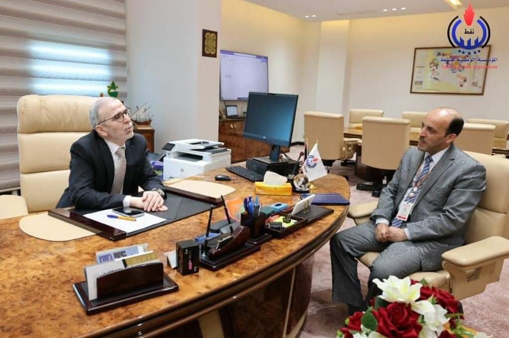 في لقاءٍ مع صدى .. عون يكشف عن مدى قانونية قرار "صنع الله "بإيقاف الإيرادات ورأي وزارته حول مستجدات إغلاق النفط الأخيرة