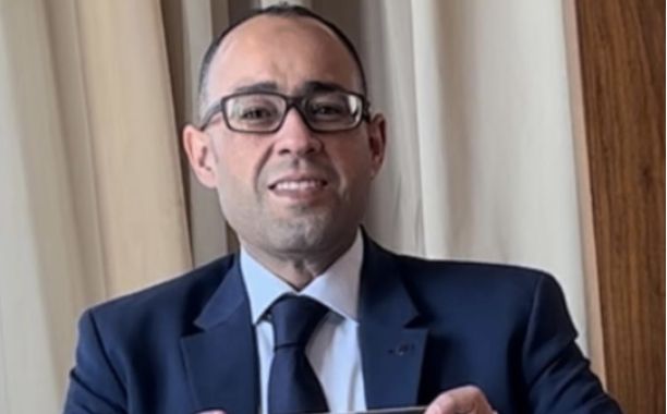 خاص.. الجمهورية يفيد صدى بتوزيع السيولة عبر فروعه لسحب المرتبات .. مع تفاصيل هامة جداً