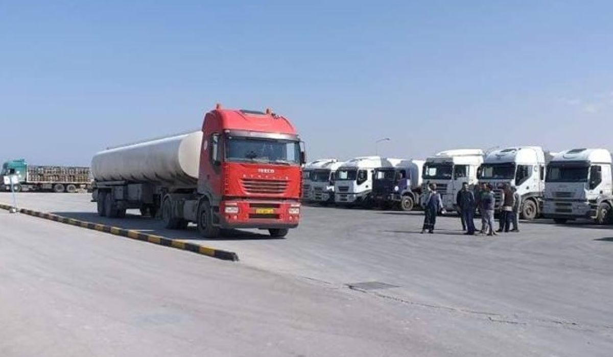 وصول قافلة وقود جديدة إلى مدن الجنوب