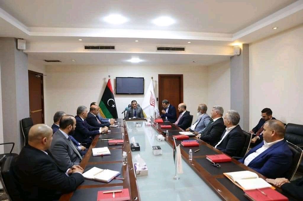 الأمر بحبس مسجل عام كلية تقنية الطيران المدني والأرصاد الجوية "حبساً احتياطياً" من قبل النيابة العامة