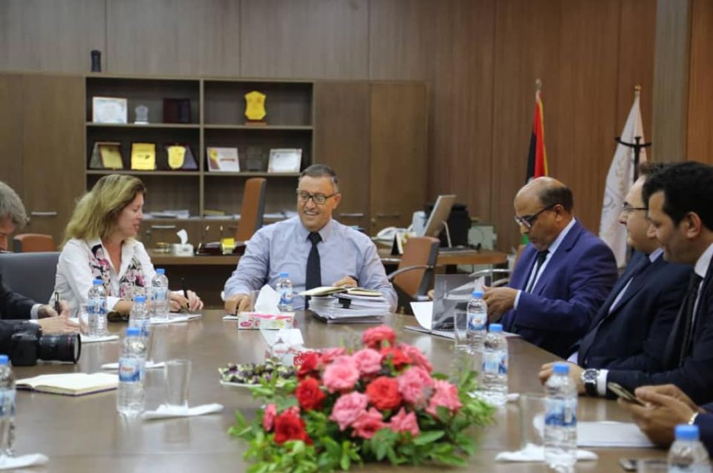 الحبرى يلتقي ويليامز والمستشار الاقتصادي للبعثة الأممية