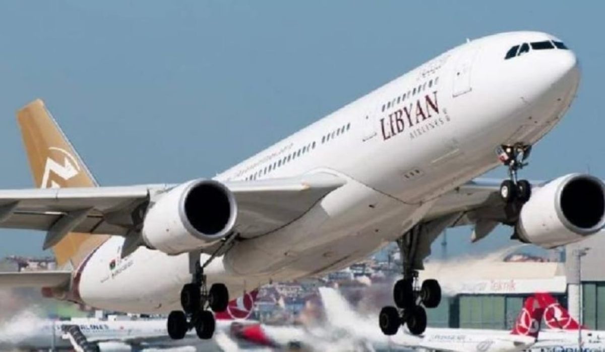 الخطوط الليبية تنفي حدوث خطر بطائرتها القادمة من إسطنبول جراء قصف معيتيقة