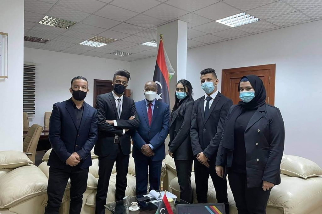 الشحاتي يكتب : التطعيم ضد كورونا: اللامساواة عالميا والمسئولية الوطنية بين السلطات الصحية والاجهزة الخارجية