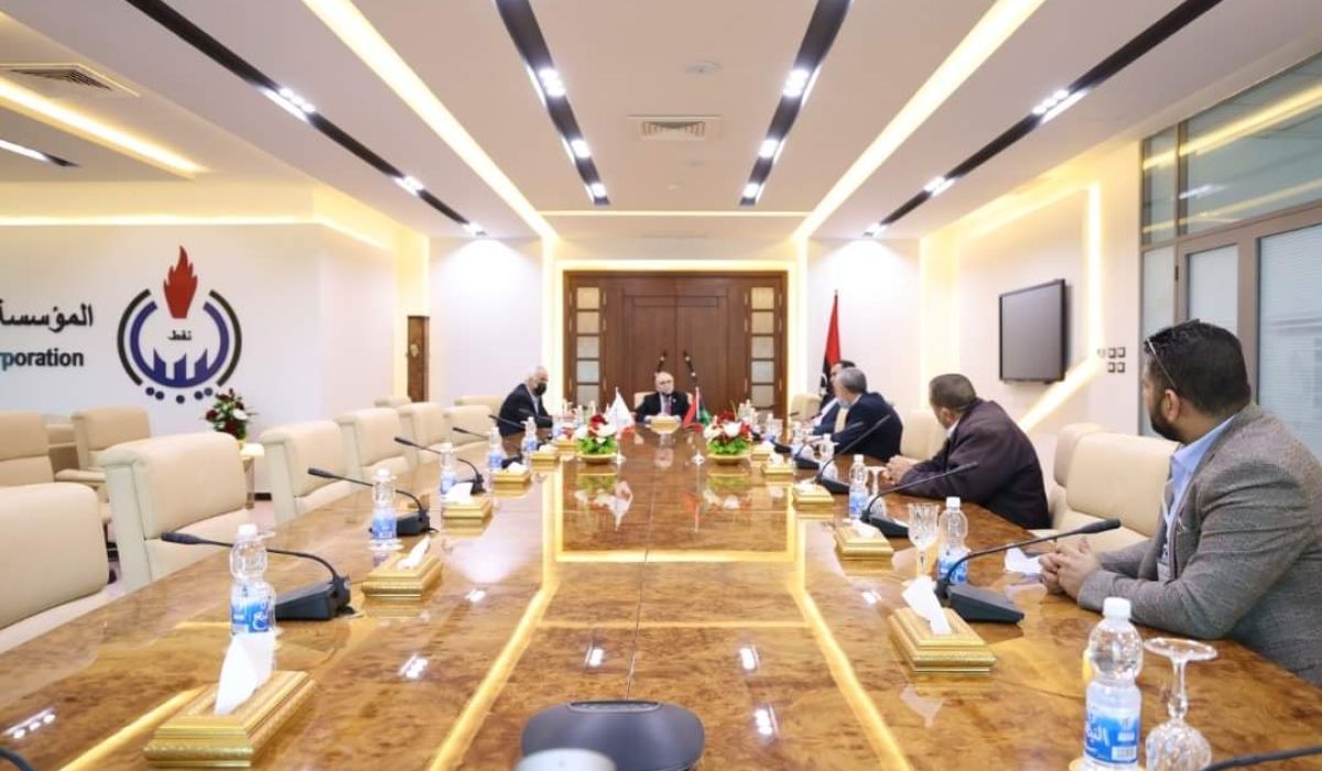 اجتماع صنع الله بعميد المجلس البلدي مصراته لحلحلة مشكلة التعدّي على خطوط نقل الغاز