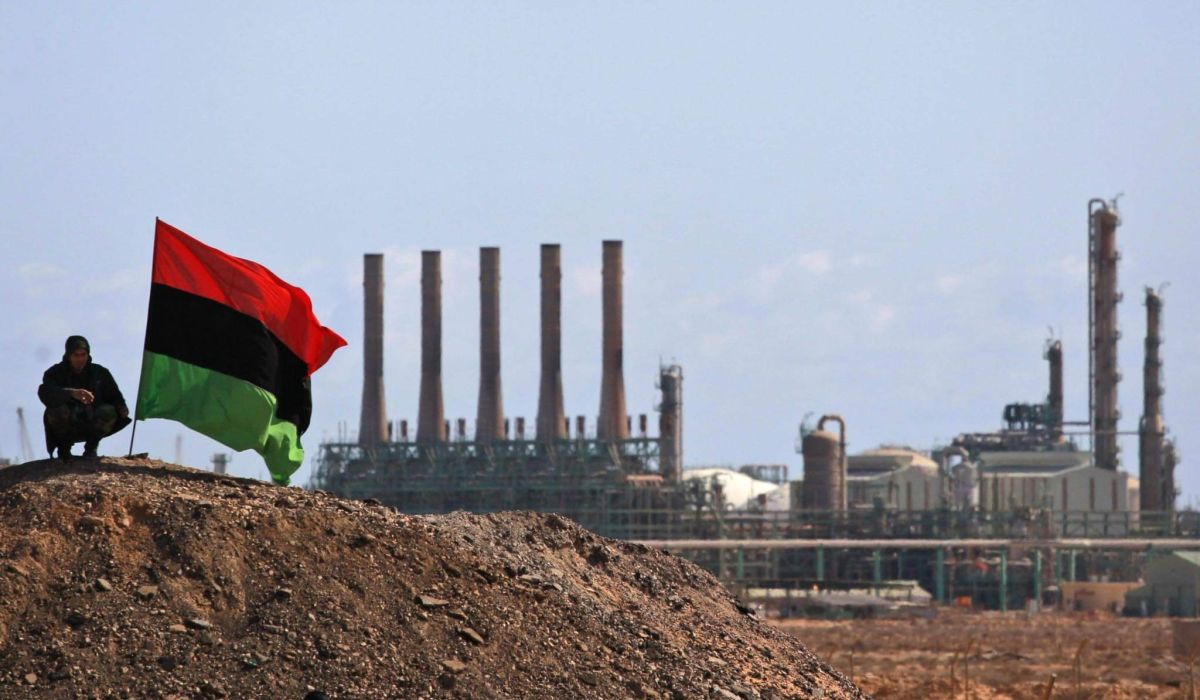 مصادر نفطية: هذا ما سيحدث في حال عودة "صنع الله" لمؤسسة النفط