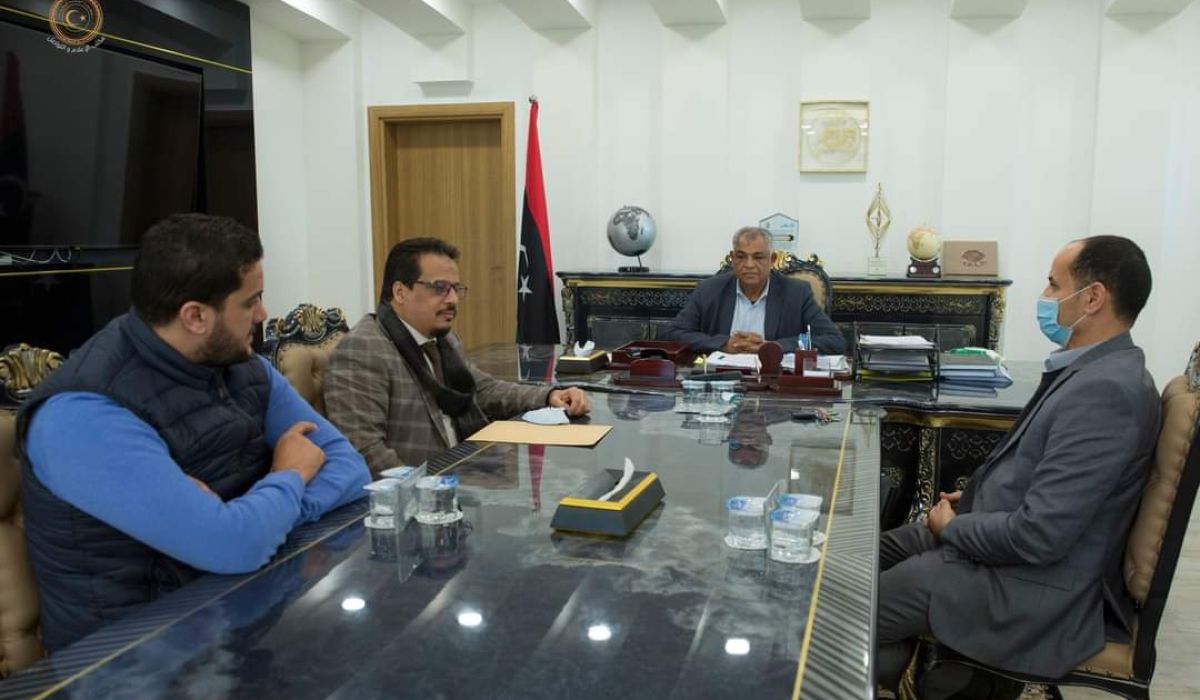 "القطراني" يبحث مع وزير الصحة الوضع الصحي عامةً ووضع المستشفيات بالمنطقة الشرقية