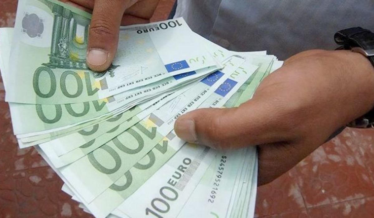 RT: إحباط عملية تهريب عملة صعبة إلى تركيا عبر مطار مصراتة