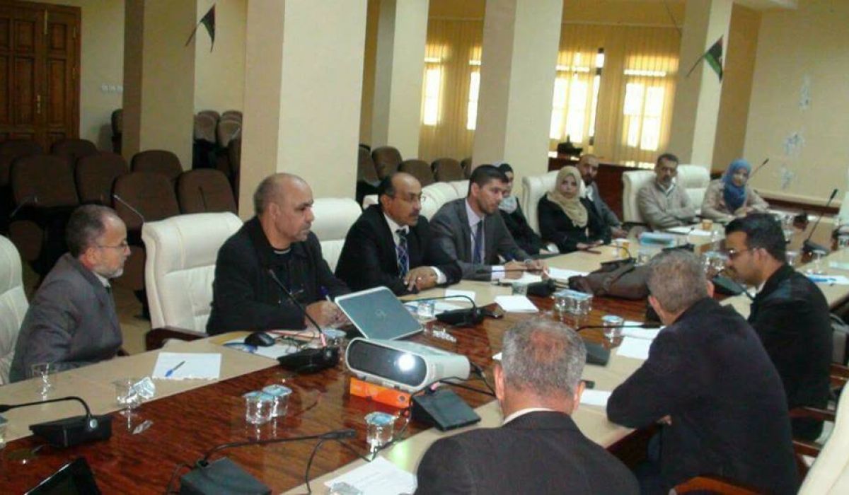 أعضاء بلدية مصراتة يزورون المجلس الوطني للتطوير الإقتصادي و الإجتماعي بطرابلس