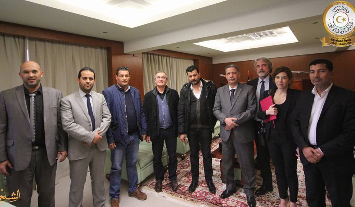 مناقشة استكمال العمل على تطوير ميناء زوارة البحري بحضور الشركة المنفذة