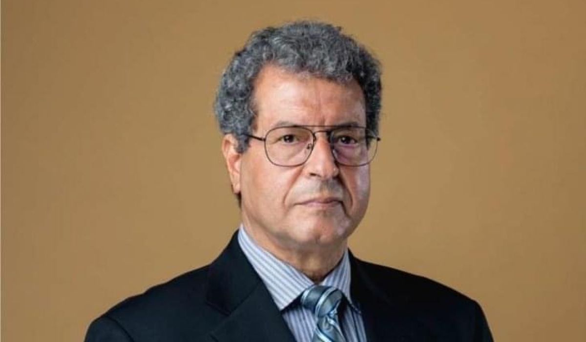 مصير زيادة 67% .. وماستتبعه الوزارة مع الخريجين الجدد وغيرها من التساؤلات التي يجيب وزير النفط والغاز .. تابع التفاصيل