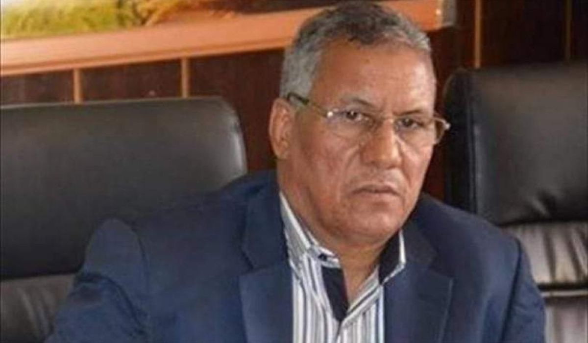 الخيالي ينفي الشائعات بسرقة مليوني دينار من مركزي سبها ويؤكد حدوث أخطاء في تحويلات مالية تمت معالجتها