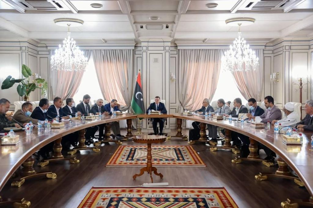 الدبيبة يجتمع مع وفداً من مدينة غريان لمناقشة عدة مواضيع