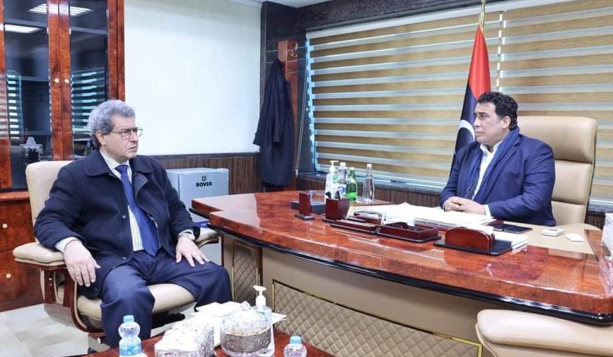 "المنفي" يبحث مع وزير النفط والغاز كيفية تحسين وضع قطاع النفط