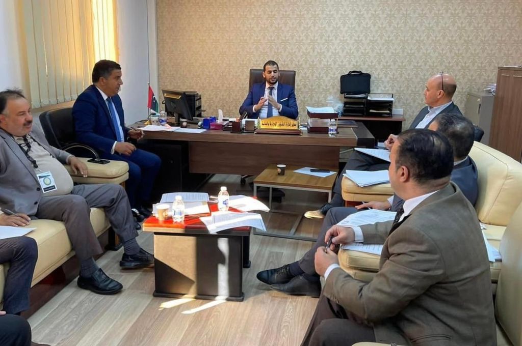 "الحويج" يقوم بزيارة تفقدية للبرنامج الوطني للمشروعات الصغرى والمتوسطة