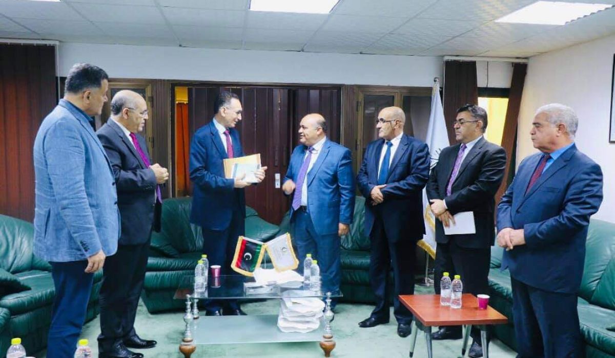 الأكاديمية الليبية للدراسات العليا تجتمع للنظر في مشاريع الدولة
